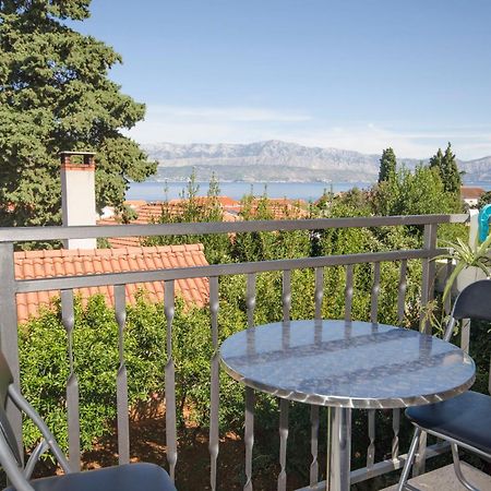 Apartments Silvana Supetar Εξωτερικό φωτογραφία