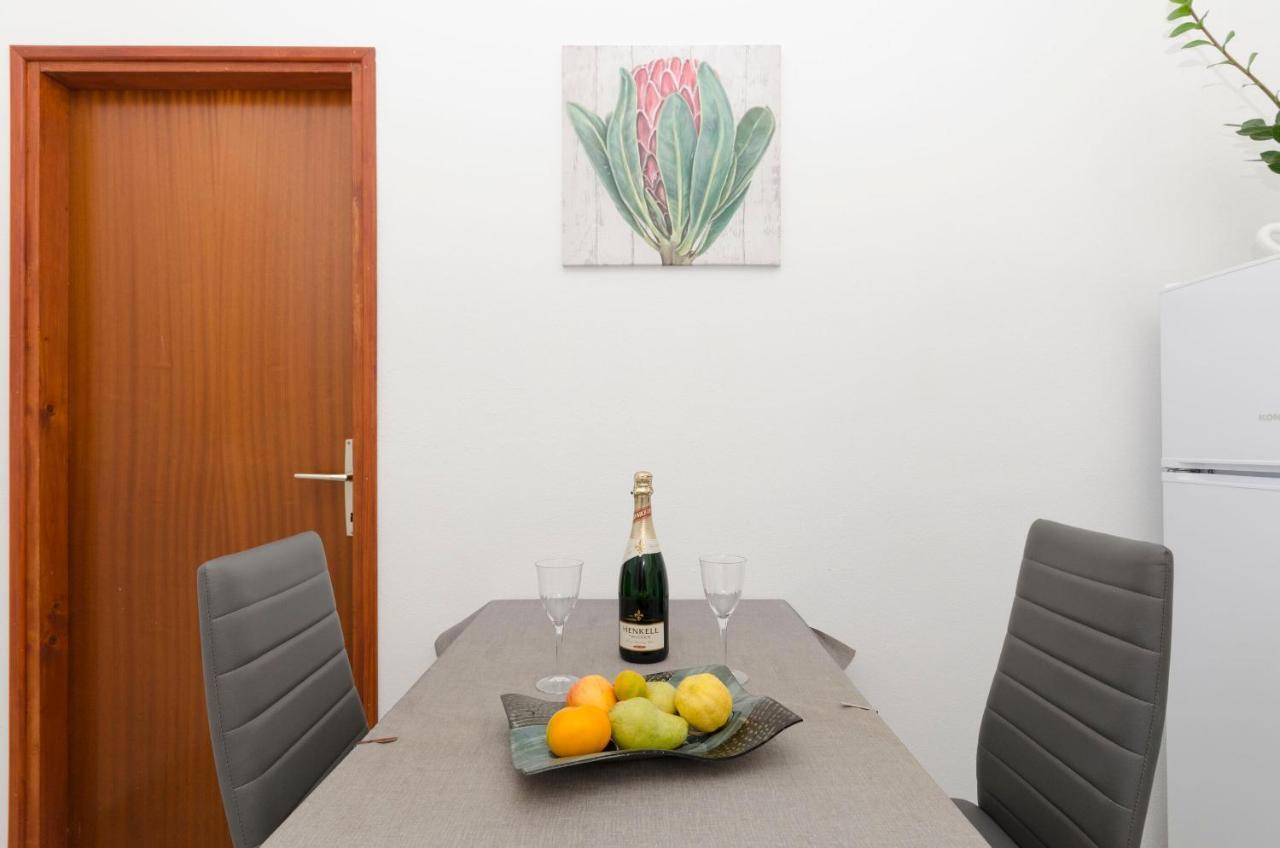 Apartments Silvana Supetar Εξωτερικό φωτογραφία